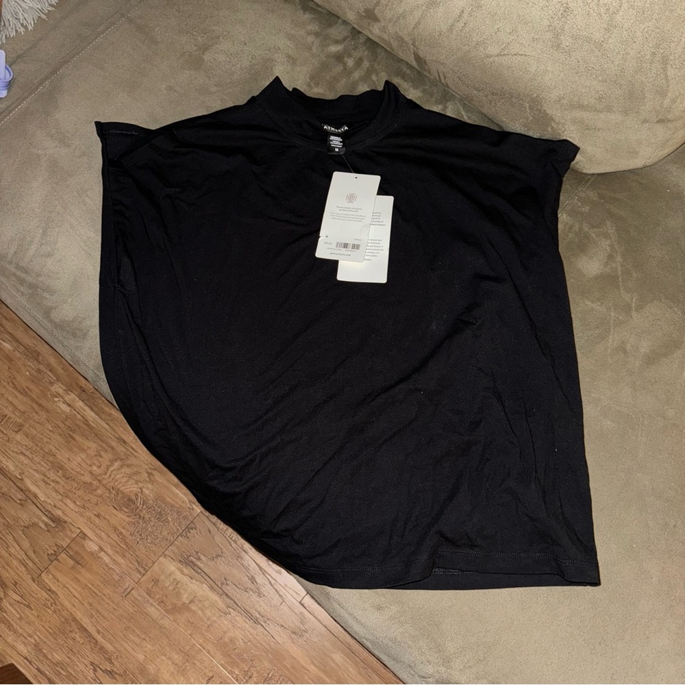 Athleta mock neck tee